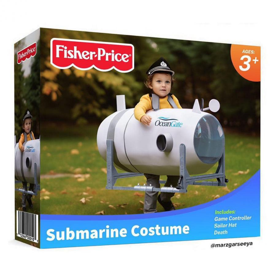 submarine costume - crushing it