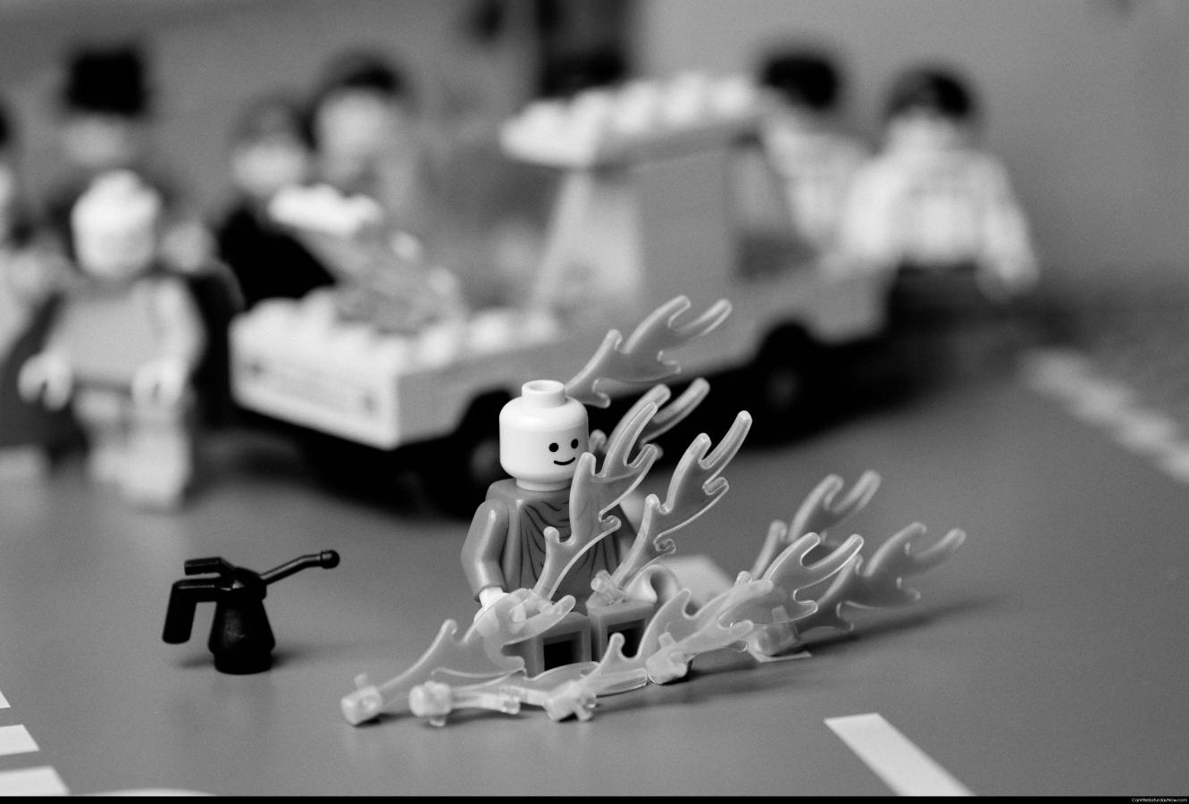 Lego munk - Lego recreation of that burning monk